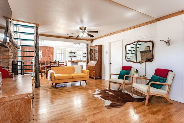 The Farmhouse - 15 min from Waco — Crawford, TX