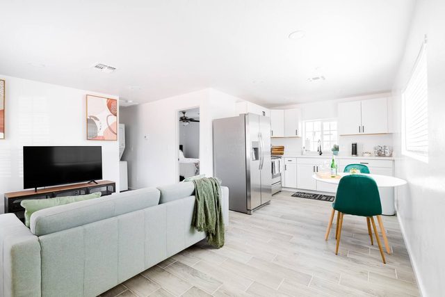 Stylish Downtown Mesa Home