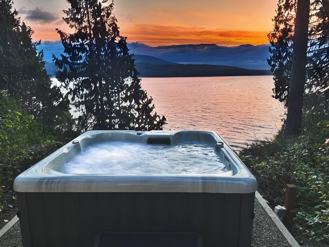 Discovery Bay Cabin (Port Townsend) - Sleeps 6