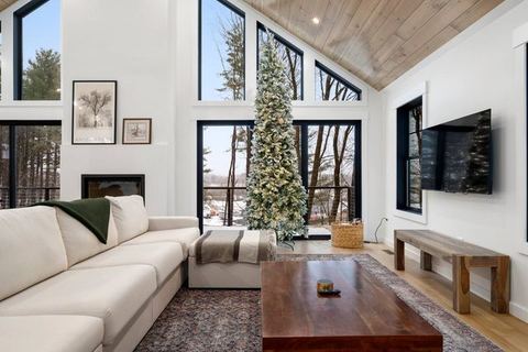Luxurious Tug Hill Lodge on ATV Trails