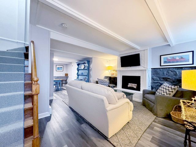 Sept Avail+1-Bed, Old Town MHD, Walkable to Harbor — Marblehead, MA