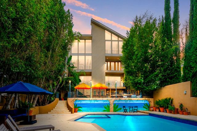 6BR-Music Studio-Pool-Spa & Games — Los Angeles, CA