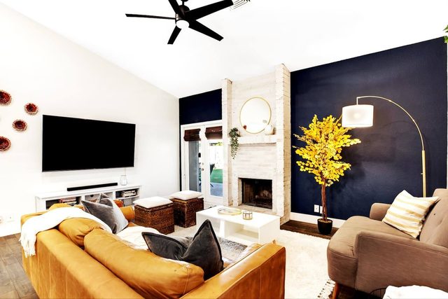 Cozy Gilbert Escape with Hot Tub, BBQ & Fire Pit