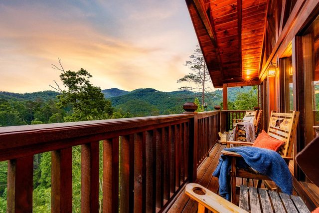 Mountain Views, Fire pit, Theater room, Game room