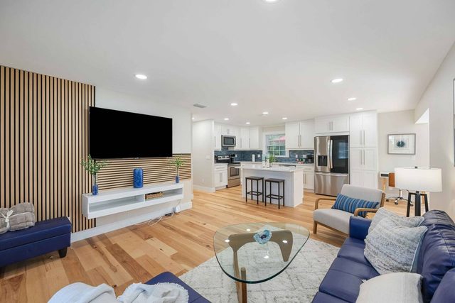 Downtown Sarasota retreat. Home in Arlington Park. — Sarasota, FL