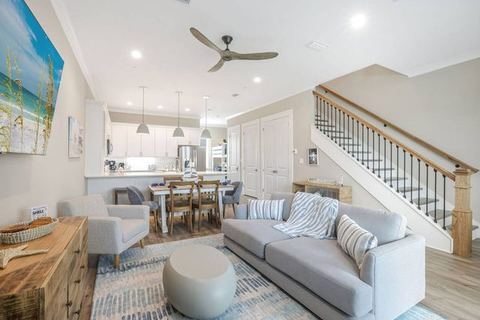 Luxury Home, Deeded Beach Access & Pool