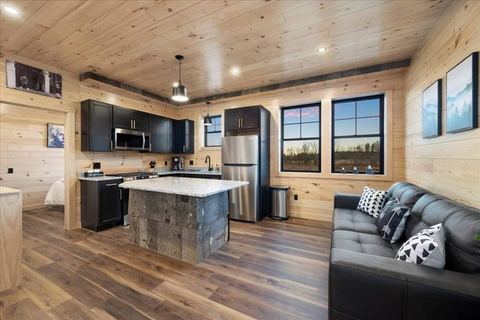 Trailside Lodge #2 – On ATV Trails