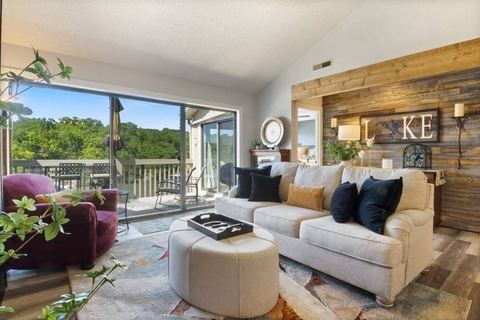 3 Pools-Top Floor-Lakefront-Pickleball-Views