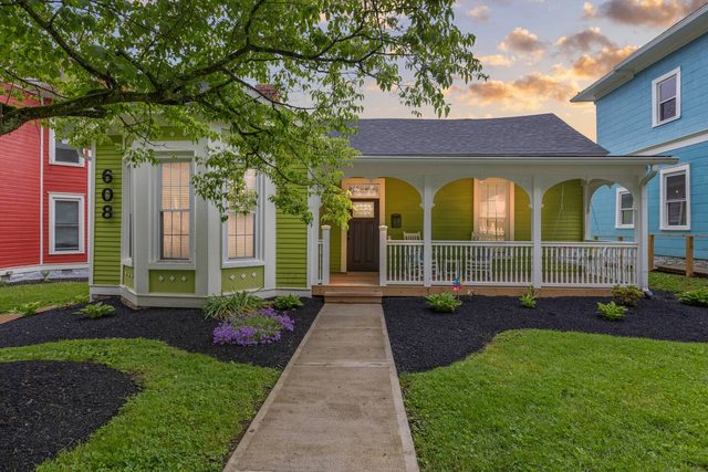 River Row Bungalow