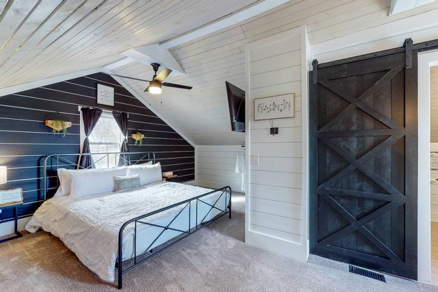The Towpath Retreat-A Cozy Farmhouse Stay — Canal Fulton, OH