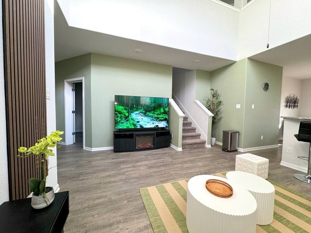New 5br house with 4 king beds • Hot Tub • Pets OK — Conroe, TX
