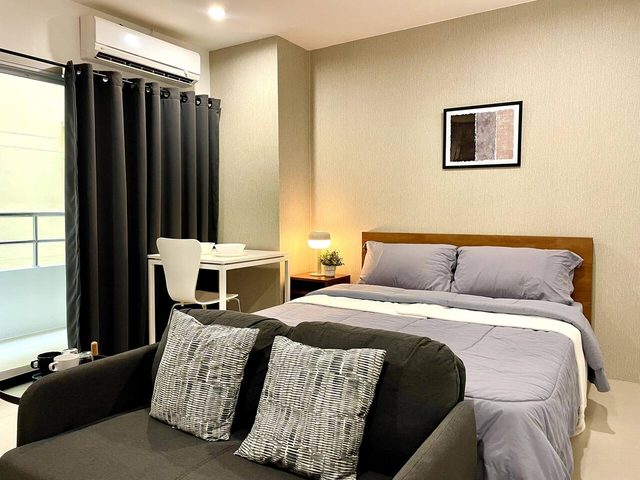 Low Rise - 1min BTS | Central| Balcon | Clim | WiFi