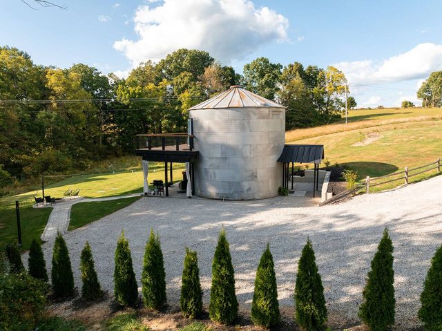 Grain Silo | Hot Tub | King Bed | Vending Machine