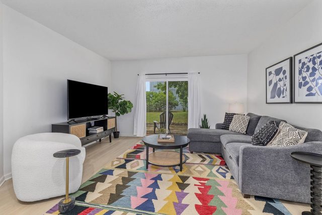 Modern Saugatuck Retreat, Walk to Town — Saugatuck, MI