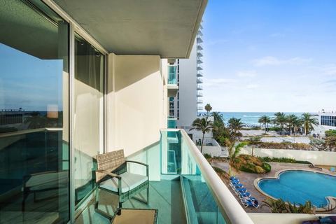 Beachfront Condo | Sian Ocean