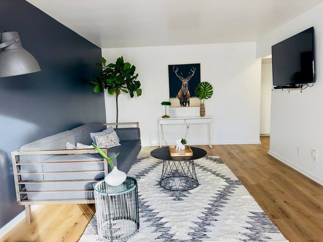 Spotless & Trendy King Suite With View
