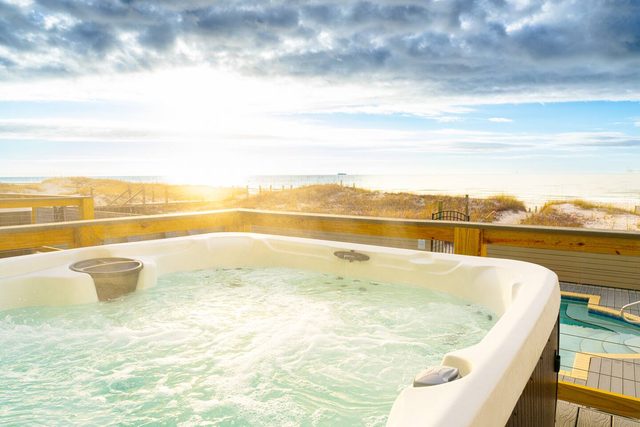 Cair Paravel West | Beachfront | Hot tub & Pool