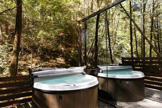 Modern Mirror Home| Creek| Hot-tub | Glass House2 — Beattyville, KY