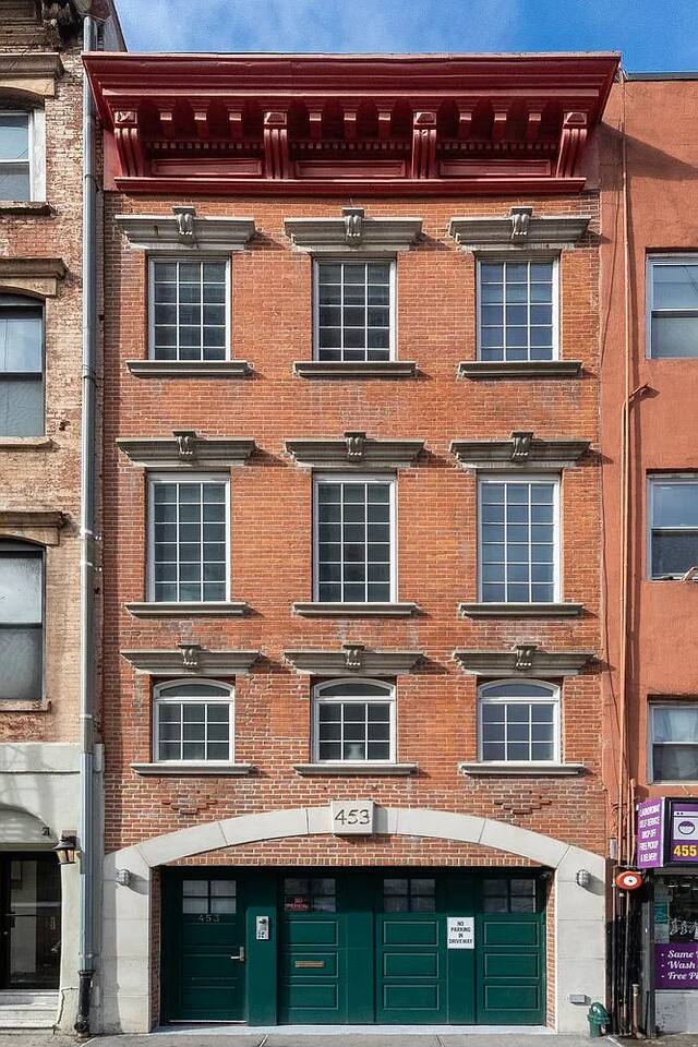 Entire Luxury Townhouse Midtown — New York, NY