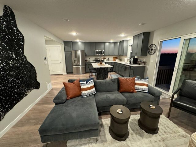 NEW Near UNI Spotless and Charming Giddyup Getaway — Cedar Falls, IA