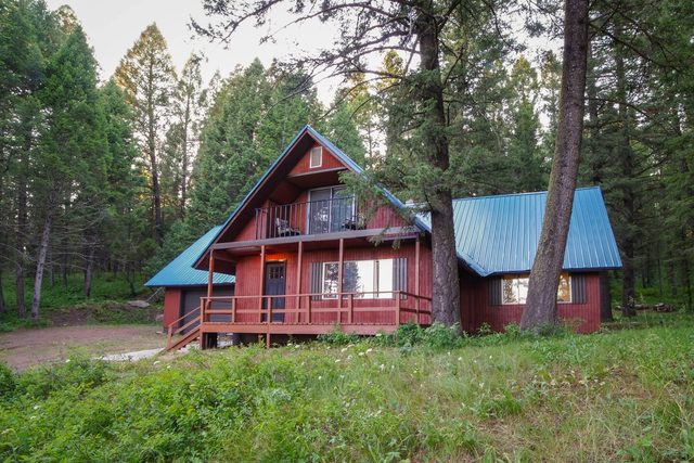 Grand Pine Newly Renovated Cabin Near Yellowstone — Island Park, ID