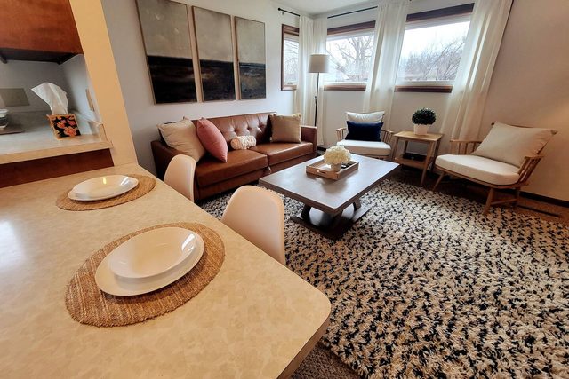 The June | Private 1br Basement Apt, Pets Welcome!
