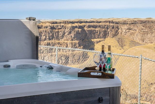 Canyon Rim/Private Hot Tub/Near Hiking & Trails! — Twin Falls, ID