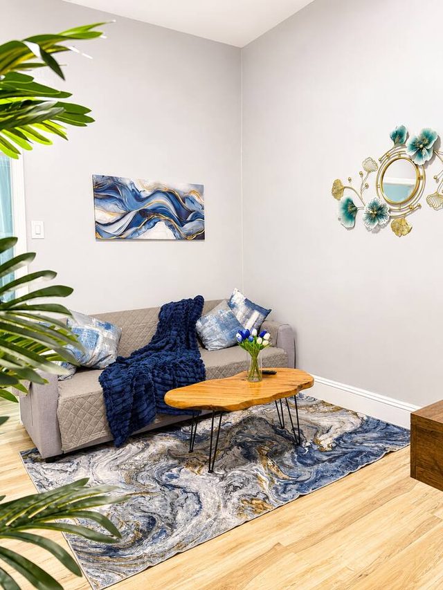 Central brownstone in Hoboken Dwntn! 15 mins to NY