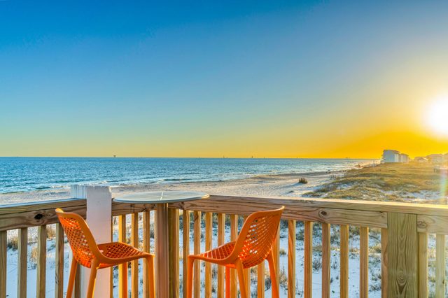 Dog Friendly Beachfront Home with Pool — Gulf Shores, AL