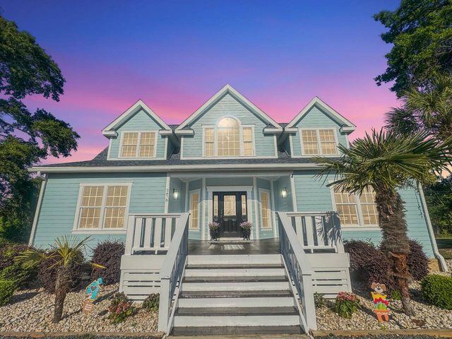 Farmhouse Retreat • 3 King Suites + Game Room