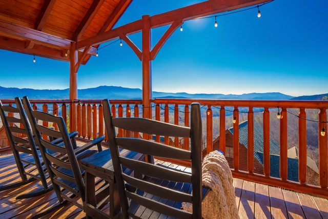 OMG Views! New Hot Tub, Resort Pool, Game Room