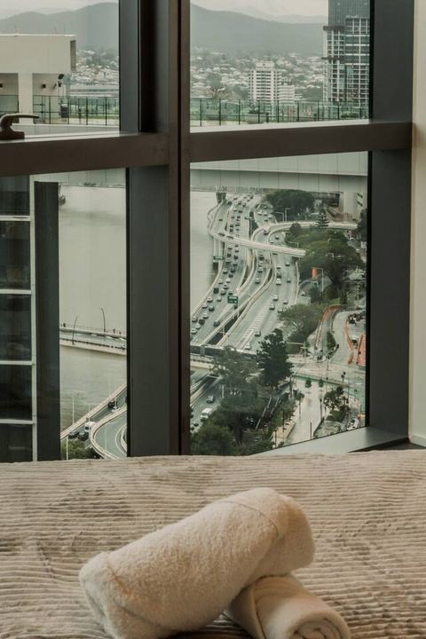 The Marquee Suite - Your Private Cinema Above BNE - Apartment — Brisbane City, Queensland