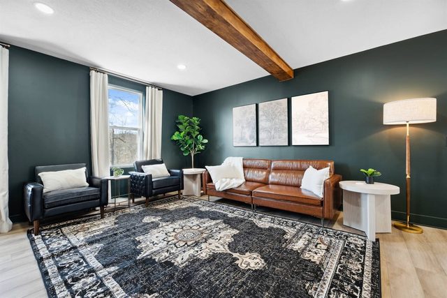 Historic Canal Retreat Near Towpath & Restaurants