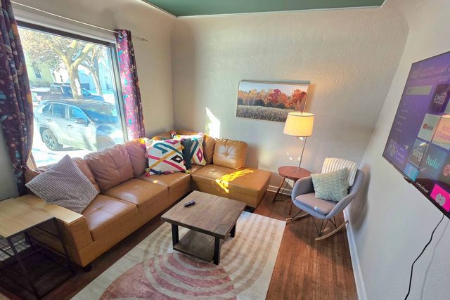 Cozy Casa | 3BR in Cooke Park, 1.5mi Mayo, Pets OK — Rochester, MN