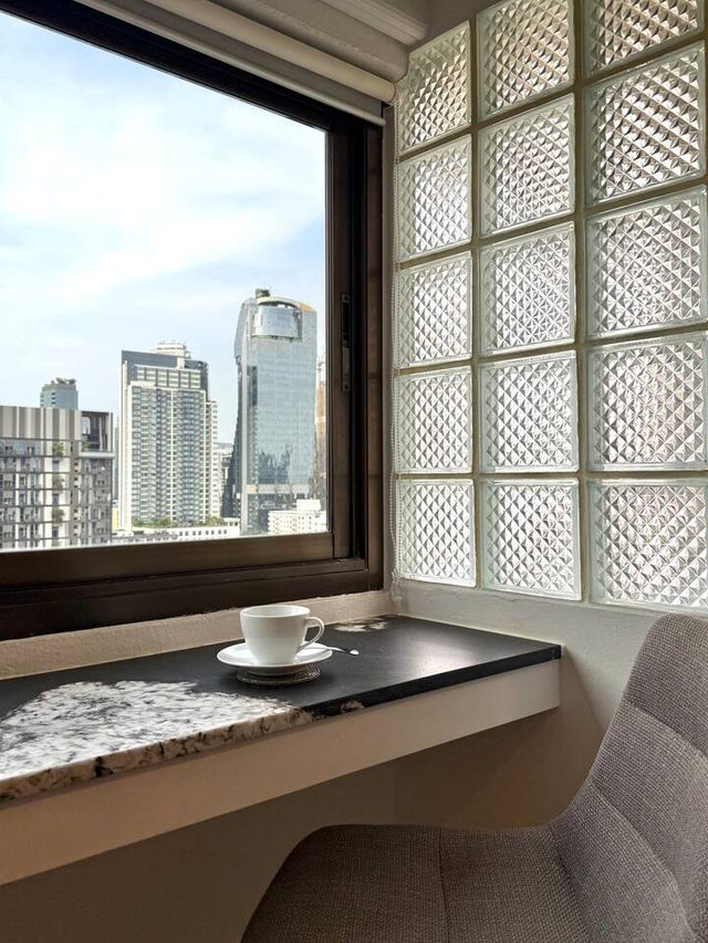 Co-Property - 38 Mansion Sky Lounge Studio | King Bed, Balcony