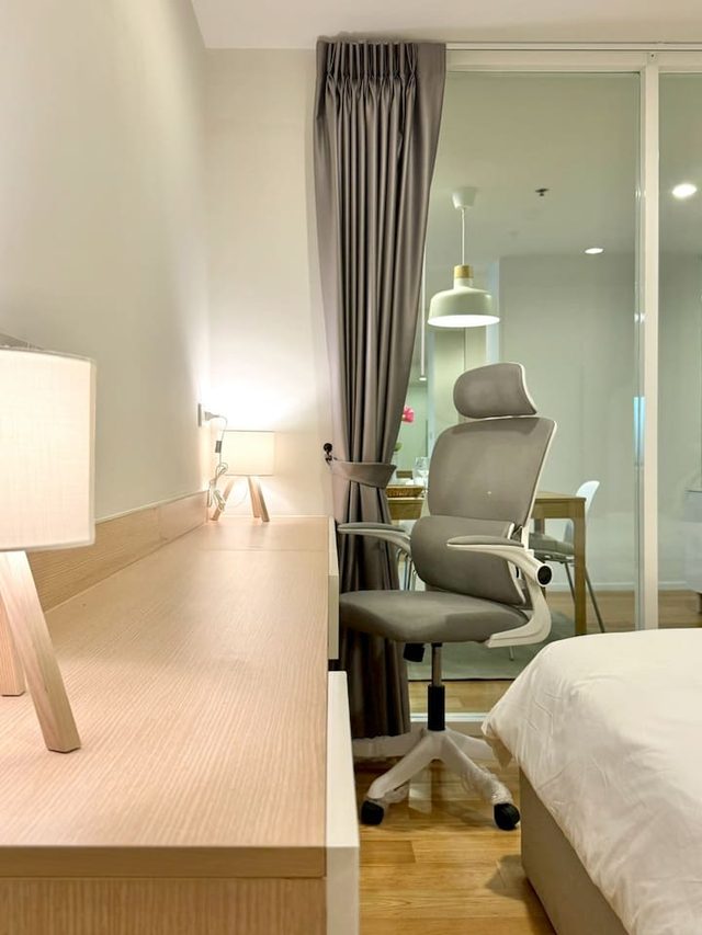 Co-Property - Sukhumvit 15 Three-Bath Family Flat | Infinity Pool, Hot Tub