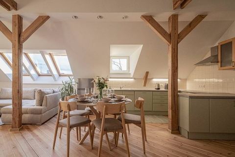Spacious & Sunny Loft in Prestigious Quiet Centre — Rīga, Riga