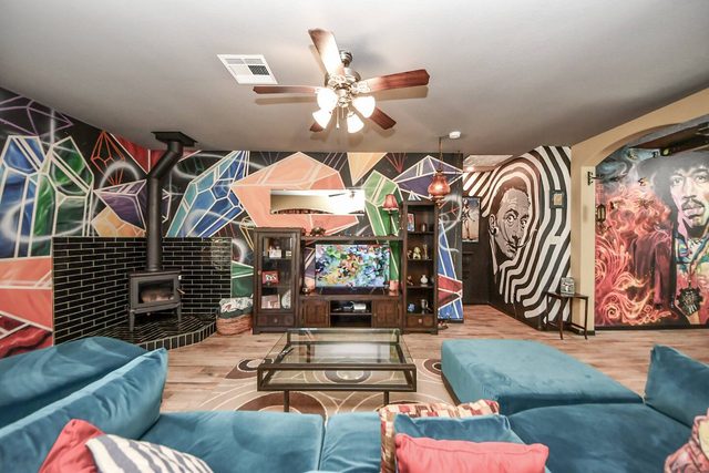 Artist-Owned | Hand-Painted Murals | Spa King Ste — Conroe, TX