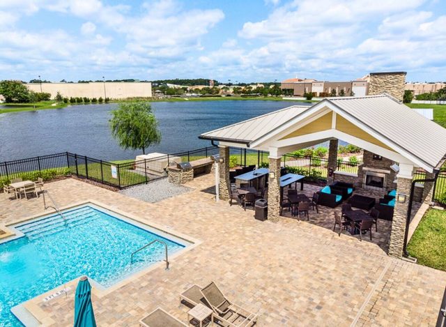 3BR Family Suite | Pool, Games, Gym, Free Parking - Apartment — Jacksonville, FL