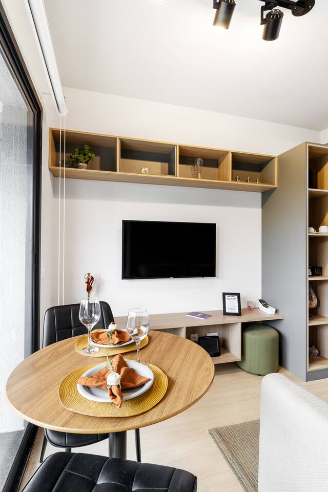 BSR Upscale Apt near Interlagos & Metro w/ Gym