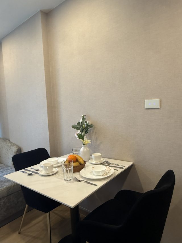 Co-Property - Phetchaburi Rooftop Balcony Cook's Suite | Rooftop Pool, Full Kitchen
