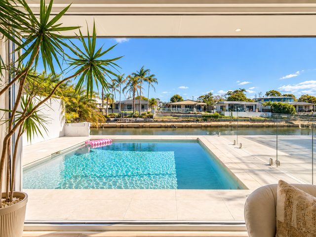 Côte d’Azur - GC Waterfront Dream Home w Pool
