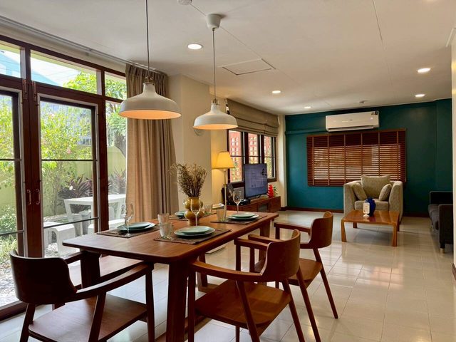 B8 Thonglor Garden Duplex | 170m², Private Garden, Free Parking — Watthana, Bangkok