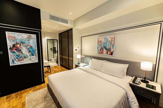 Floral Court Boutique Suite | Breakfast Included, Pool, Garden