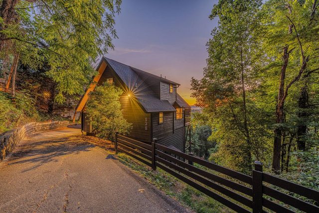 RidgeHaus | Gatlinburg