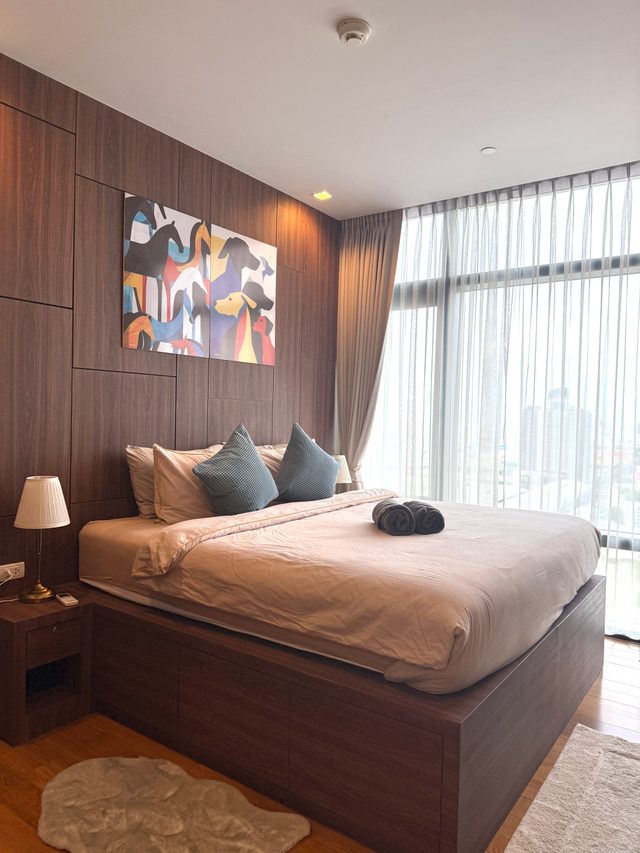 Co-Property - Circle Prototype Long-Stay Skyline | Free MRT Shuttle, Sauna + Steam