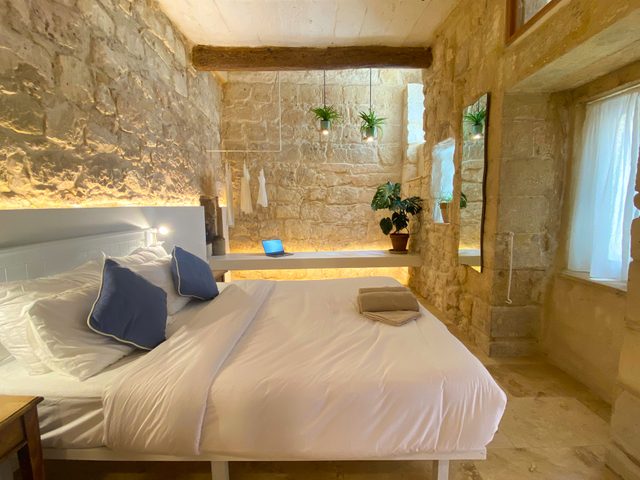 NEW: 400-year-old home bed and breakfast — Rabat, Ir-Rabat