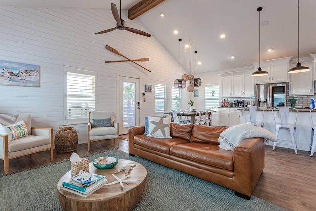 Shore Dream-Game Room/Community Pool/Mins to Beach