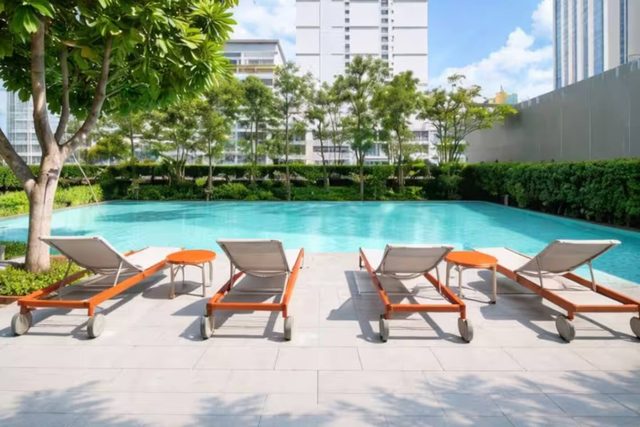 Co-Property - Sukhumvit 7 Big 50 | 50m², Co-Working Space, 1min to 7-Eleven