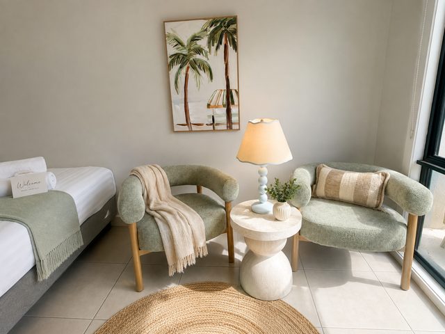 The Ivory Palm | Boutique Studio Escape